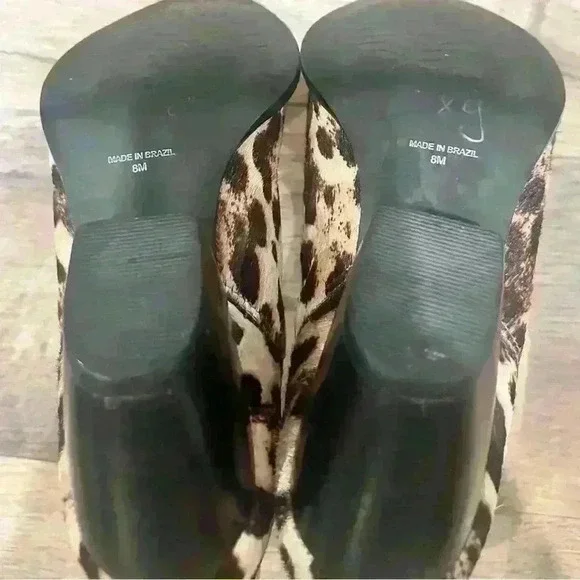 Matisse Anthropologie Golden Gate Calf Hair Boots in Snow Leopard - Picture 10 of 11